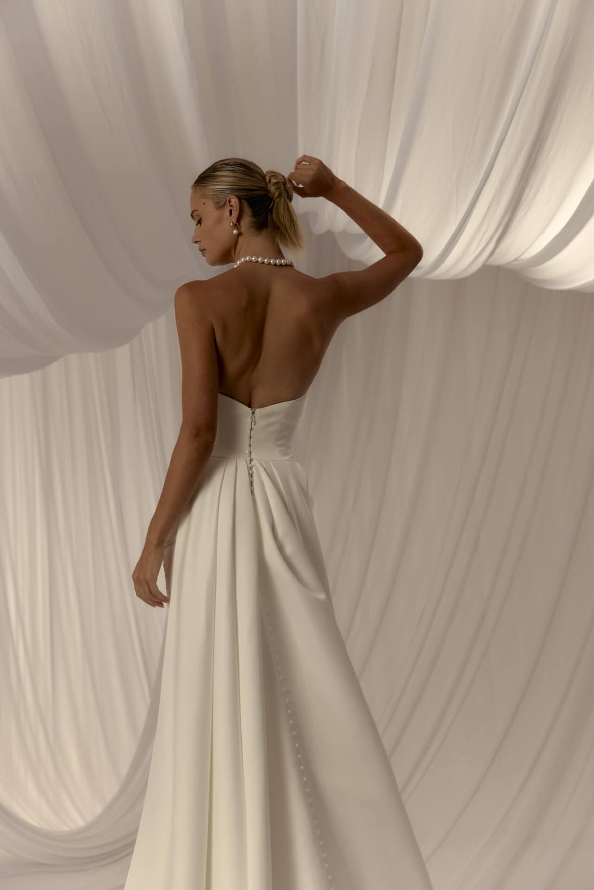 Elodie gown