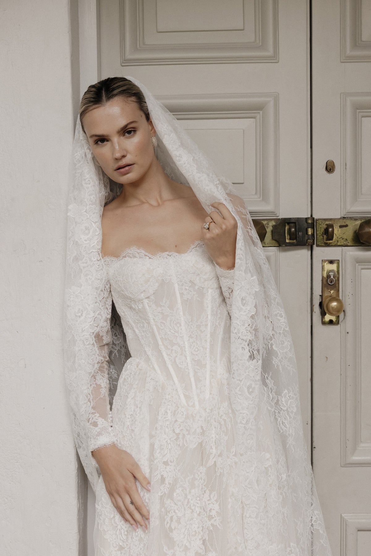 Rhea gown