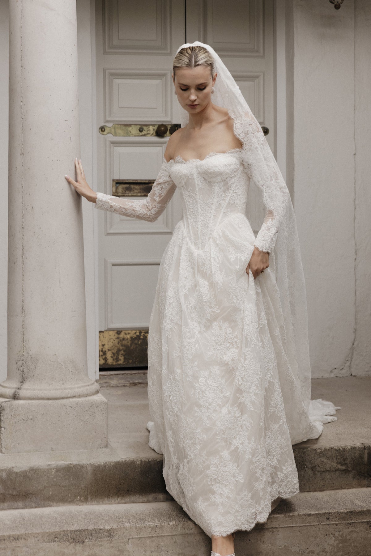 Rhea gown