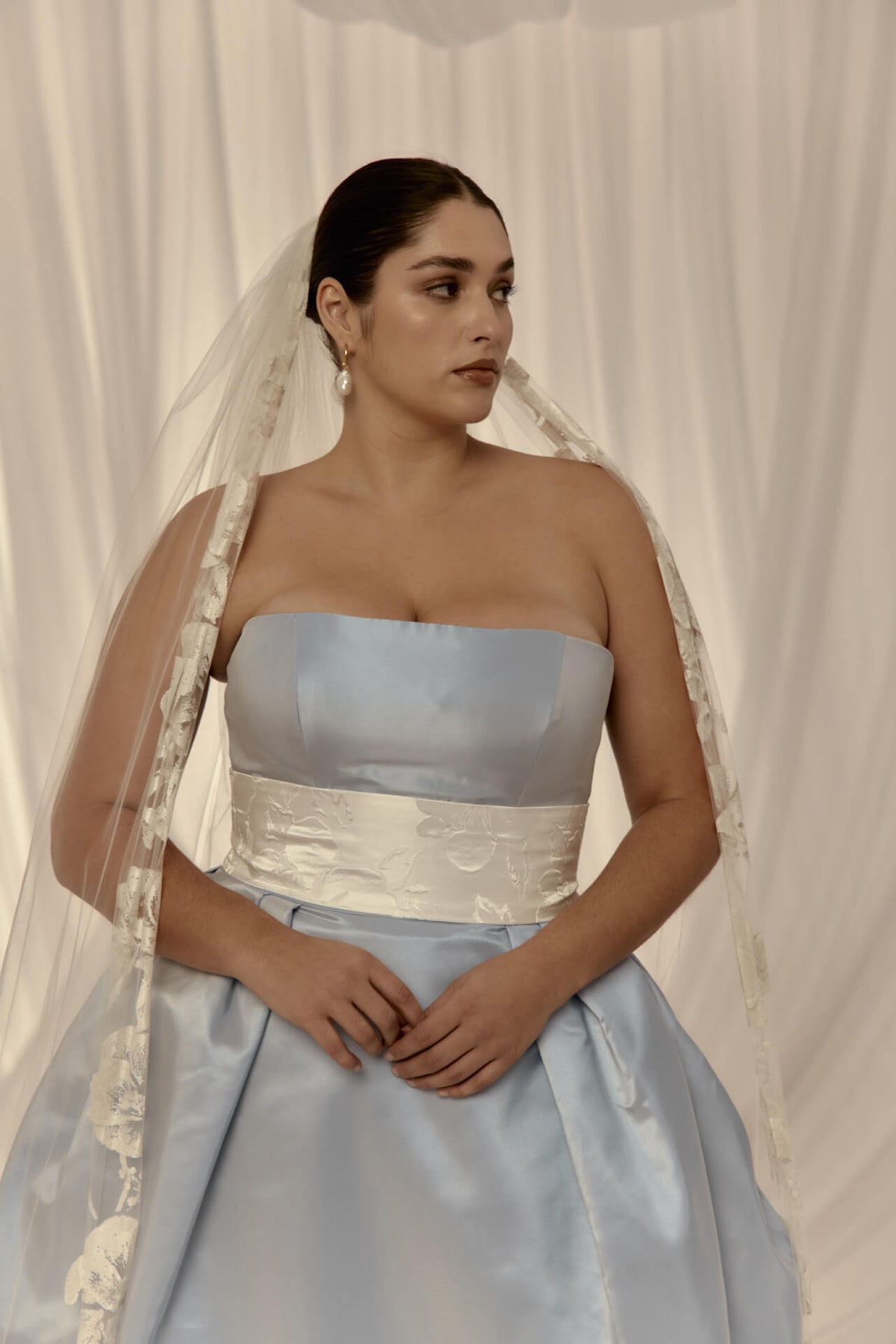 Perla gown