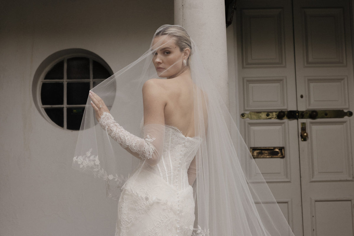 Rael gown