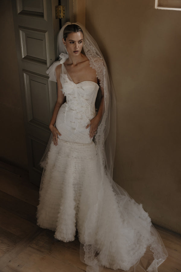 Anais | Ivory gown