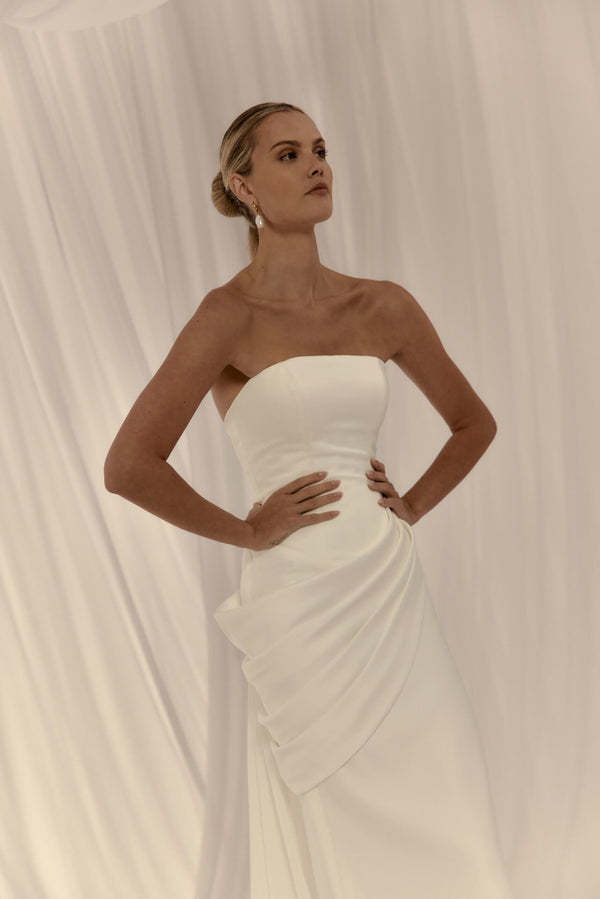 Evie gown