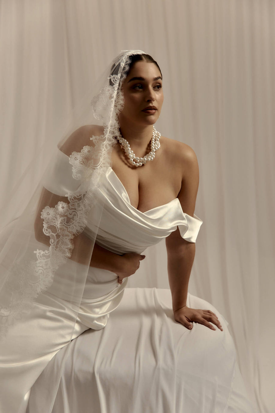 Jeanne gown