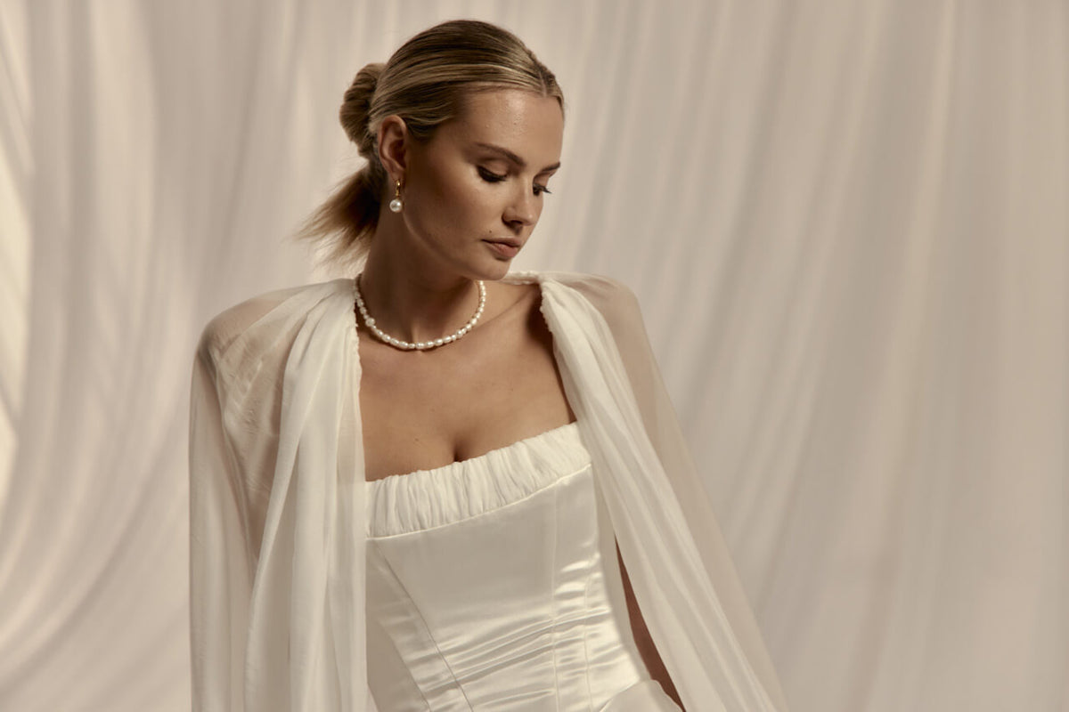 Elva gown