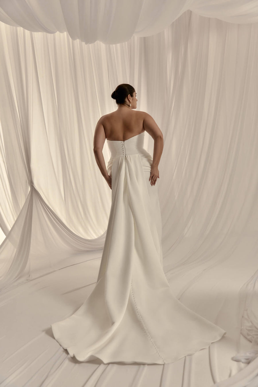 Elodie gown