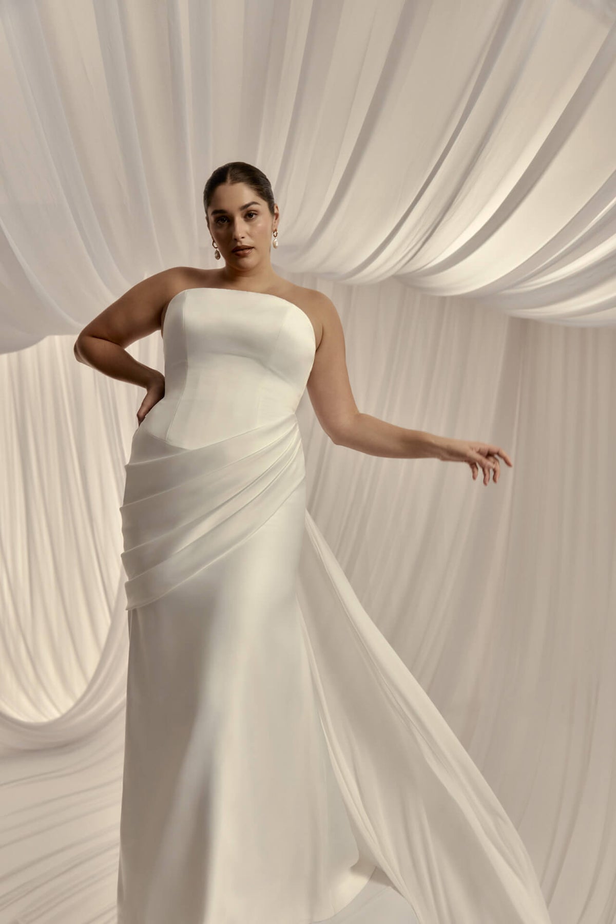 Evie gown