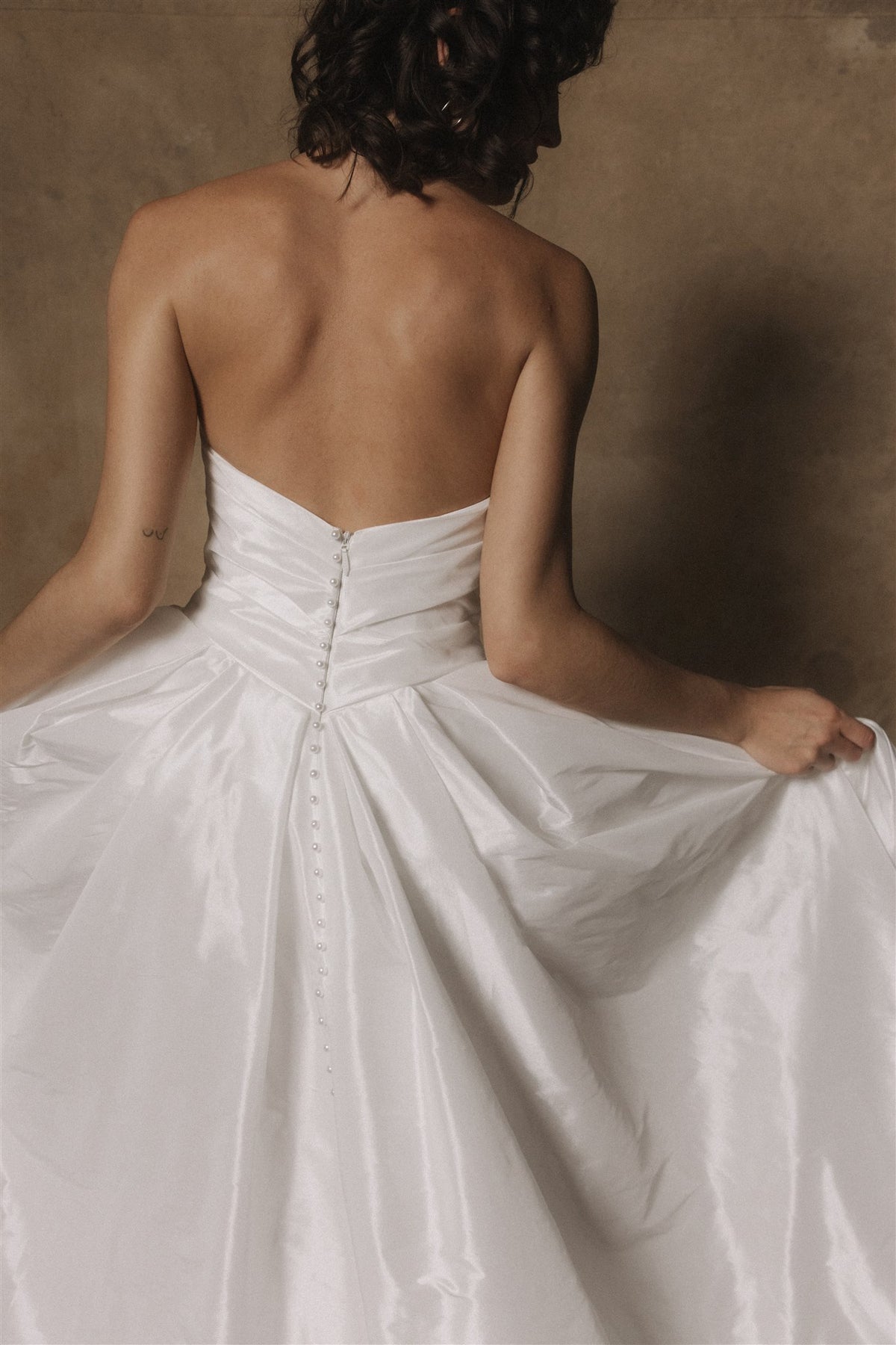 Endine gown