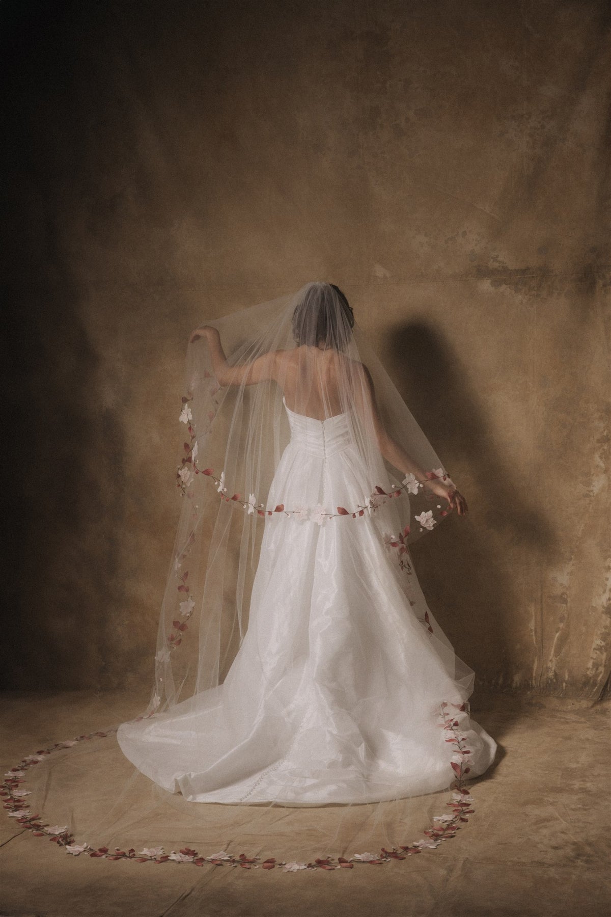 Endine gown