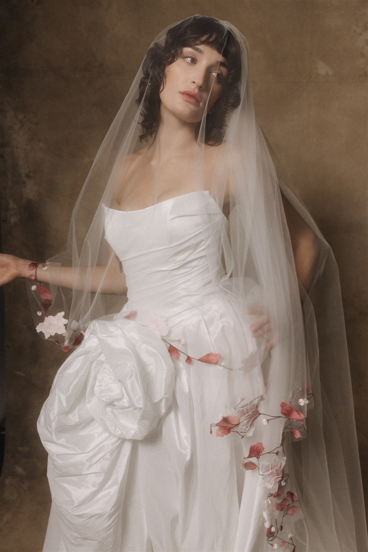 Endine gown