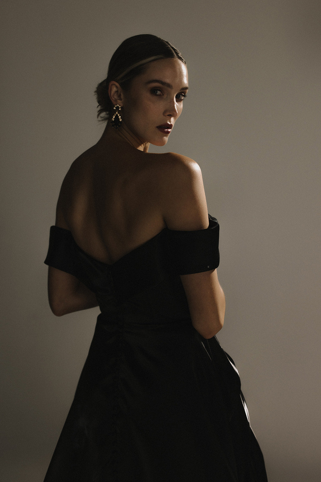 Serana | Black gown
