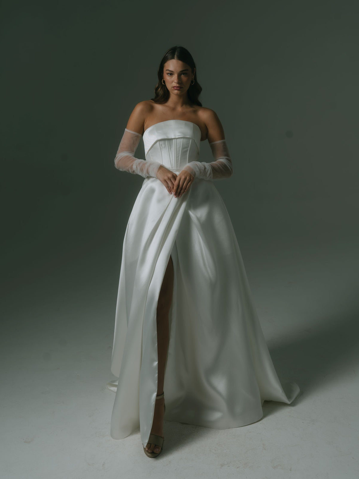 Viktor gown