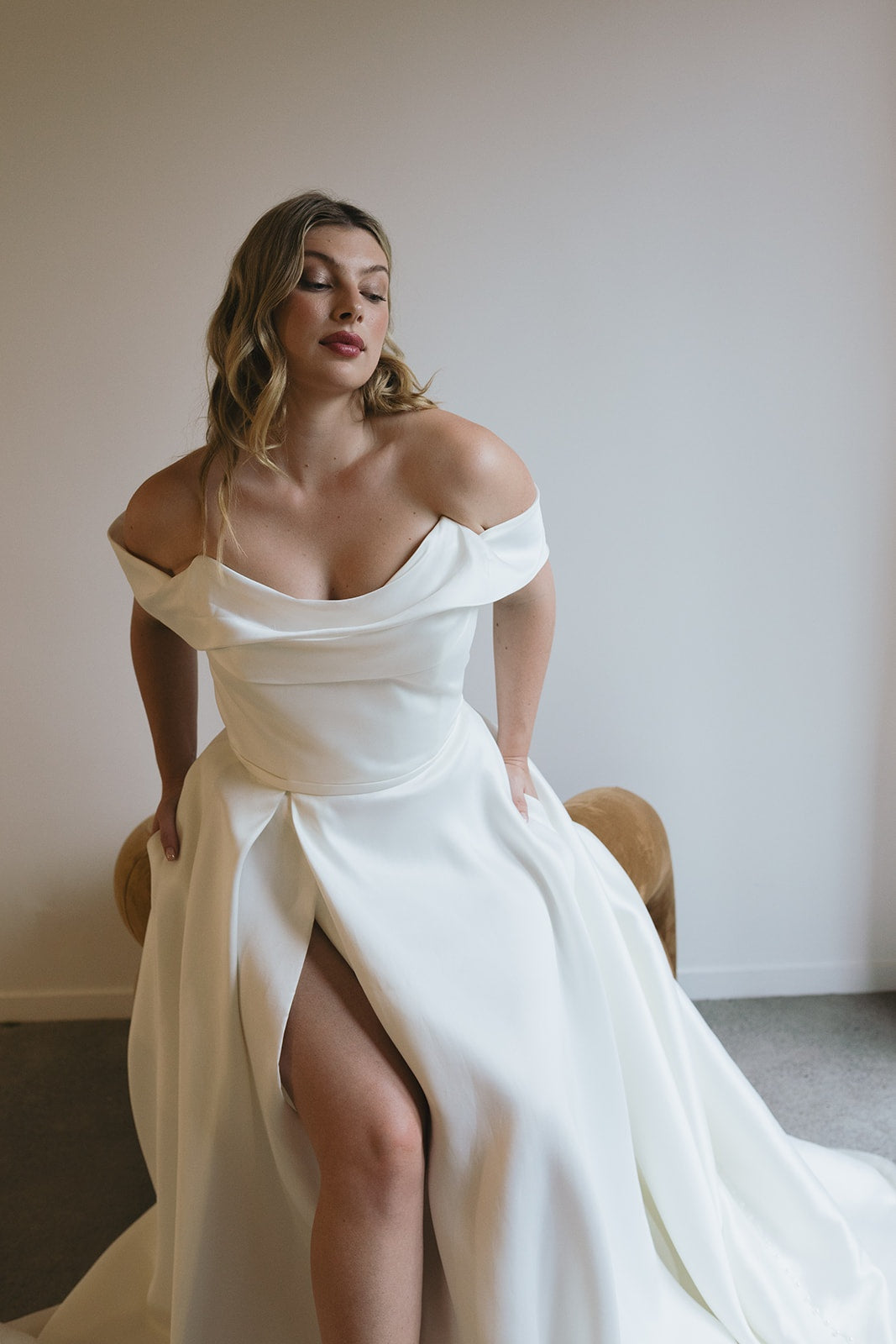 Le Belle V2 Curve gown