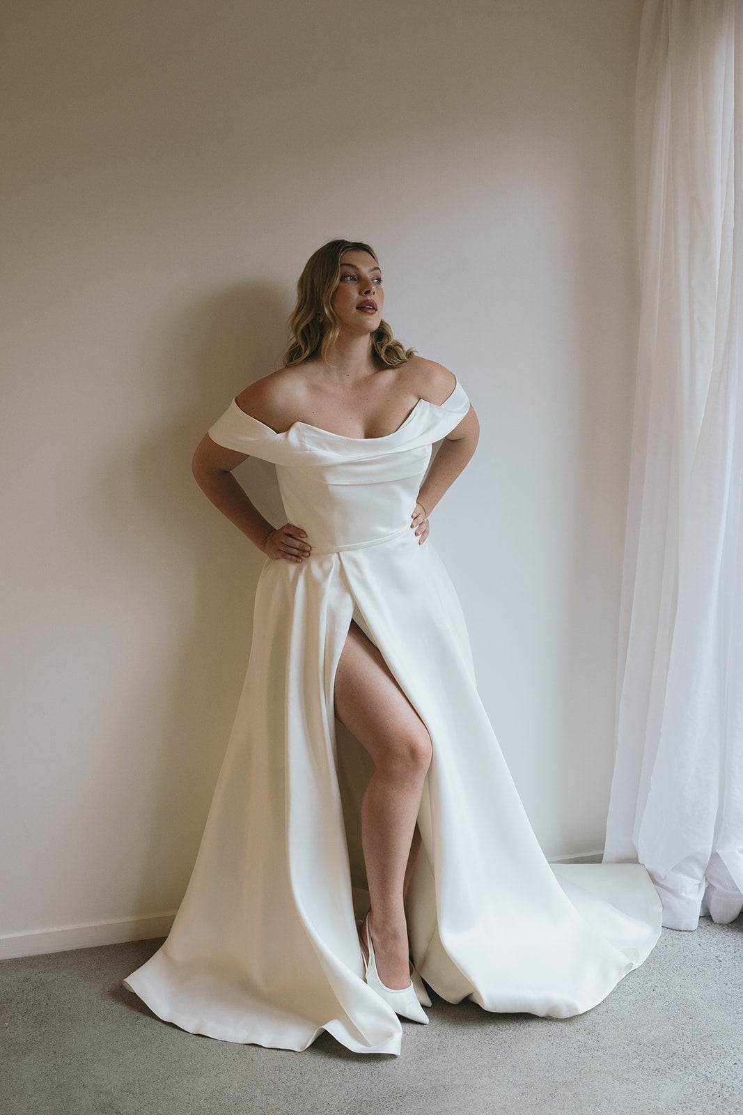 Le Belle V2 Curve gown