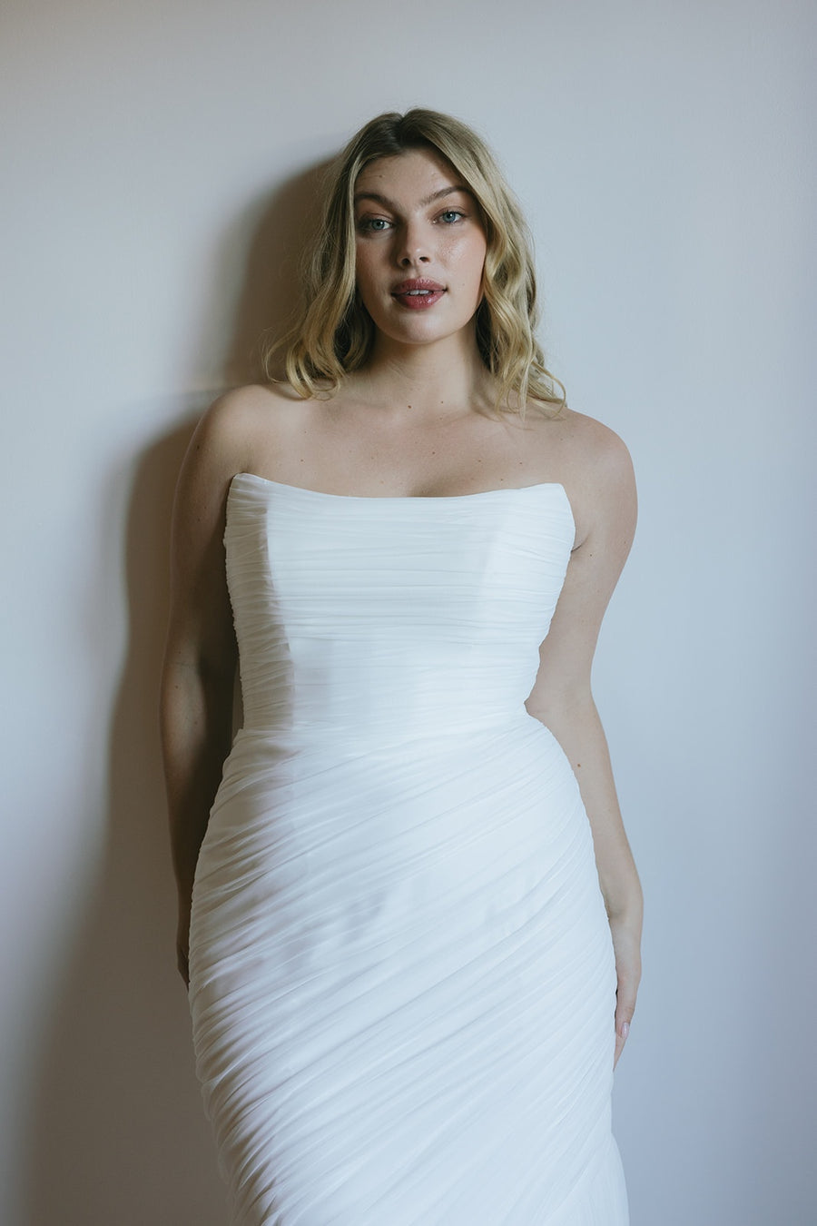 Aquila Curve gown