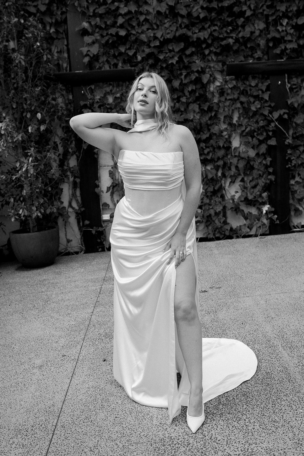 Rochel Curve gown