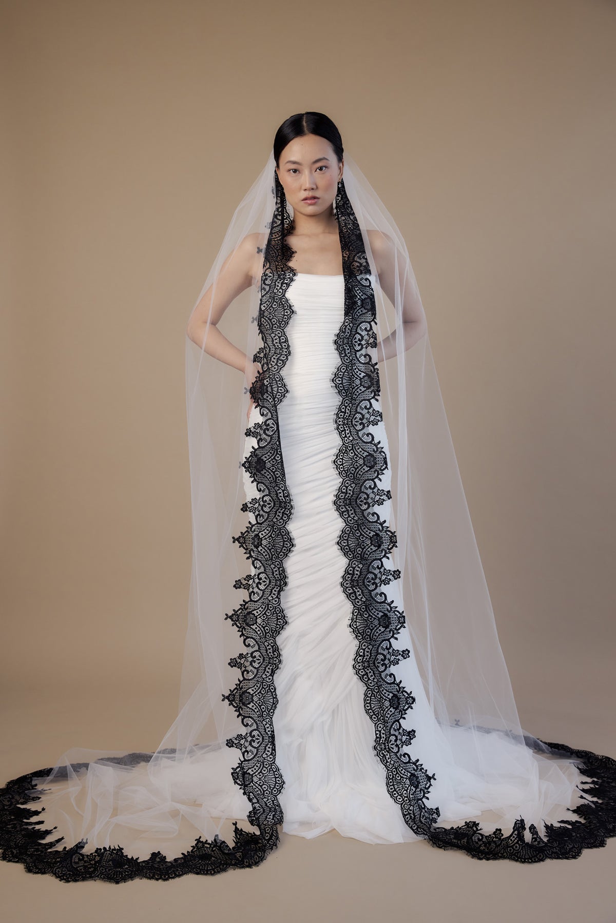 Cressida Veil