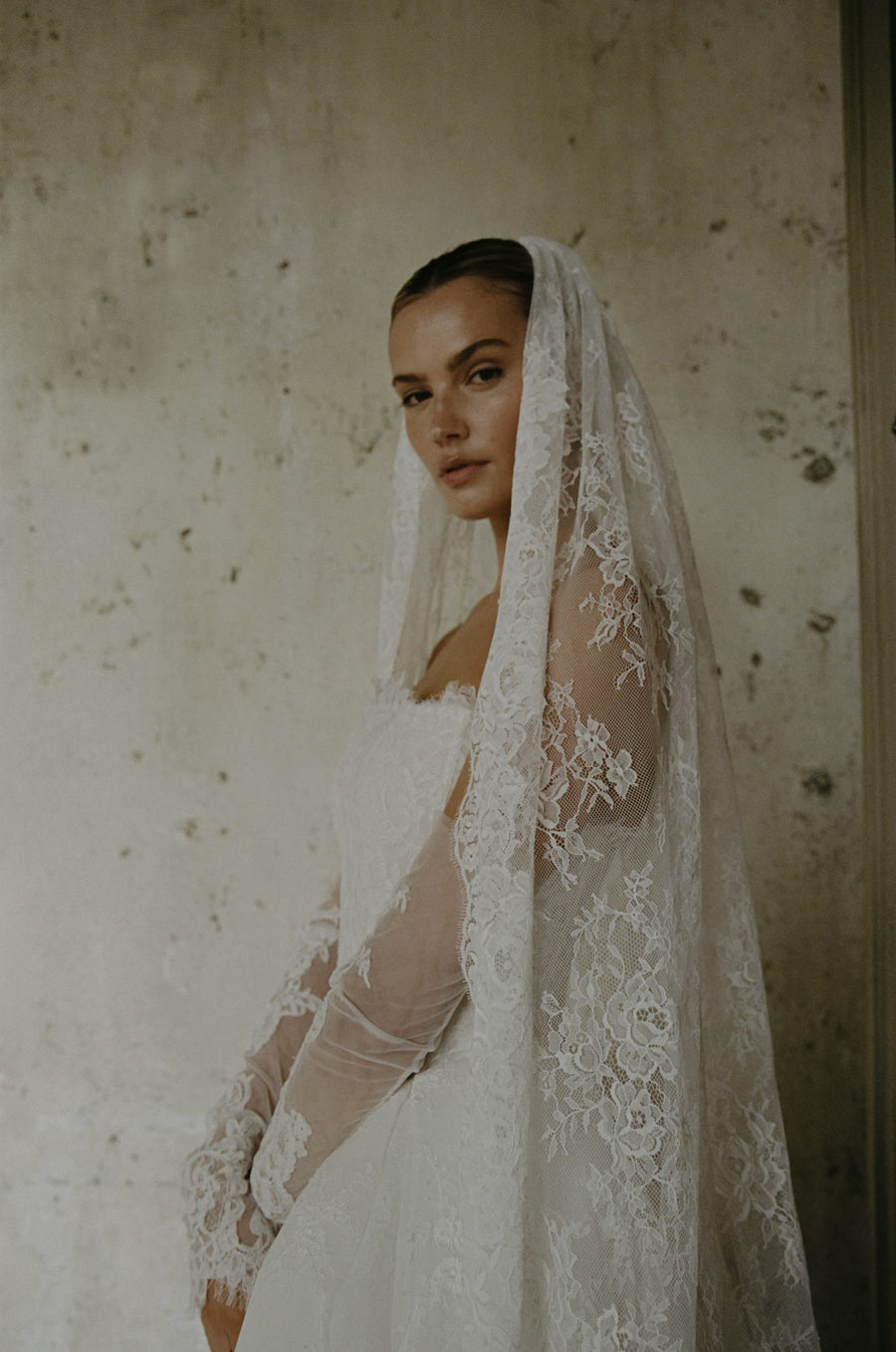 Lavinia gown