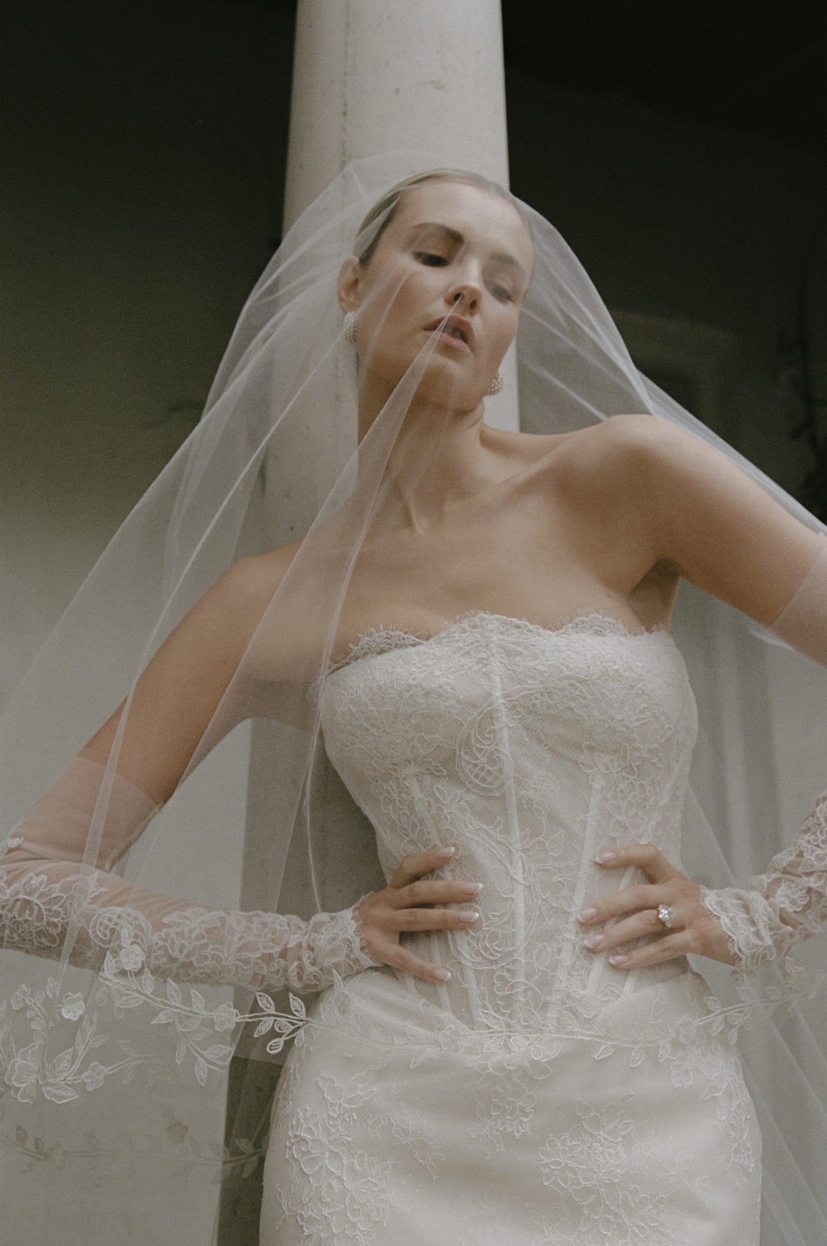 Rael gown