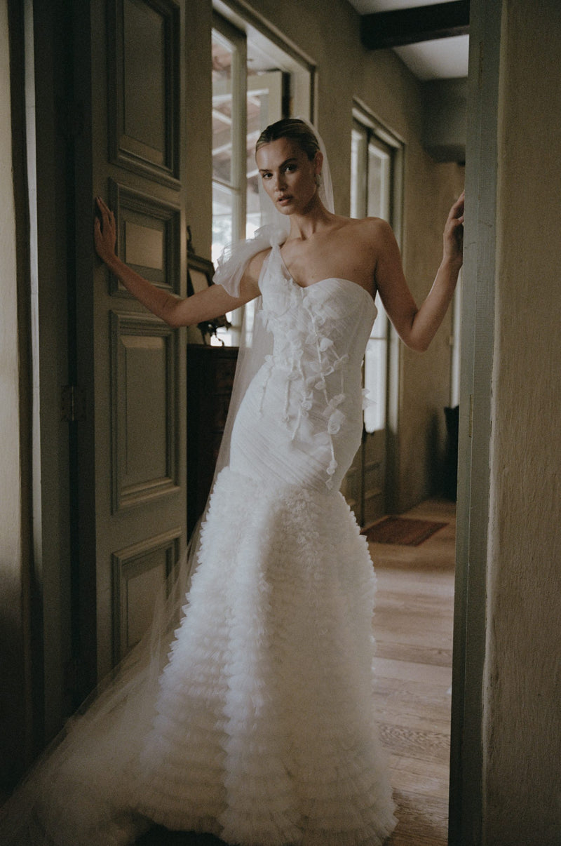 Anais | Ivory gown