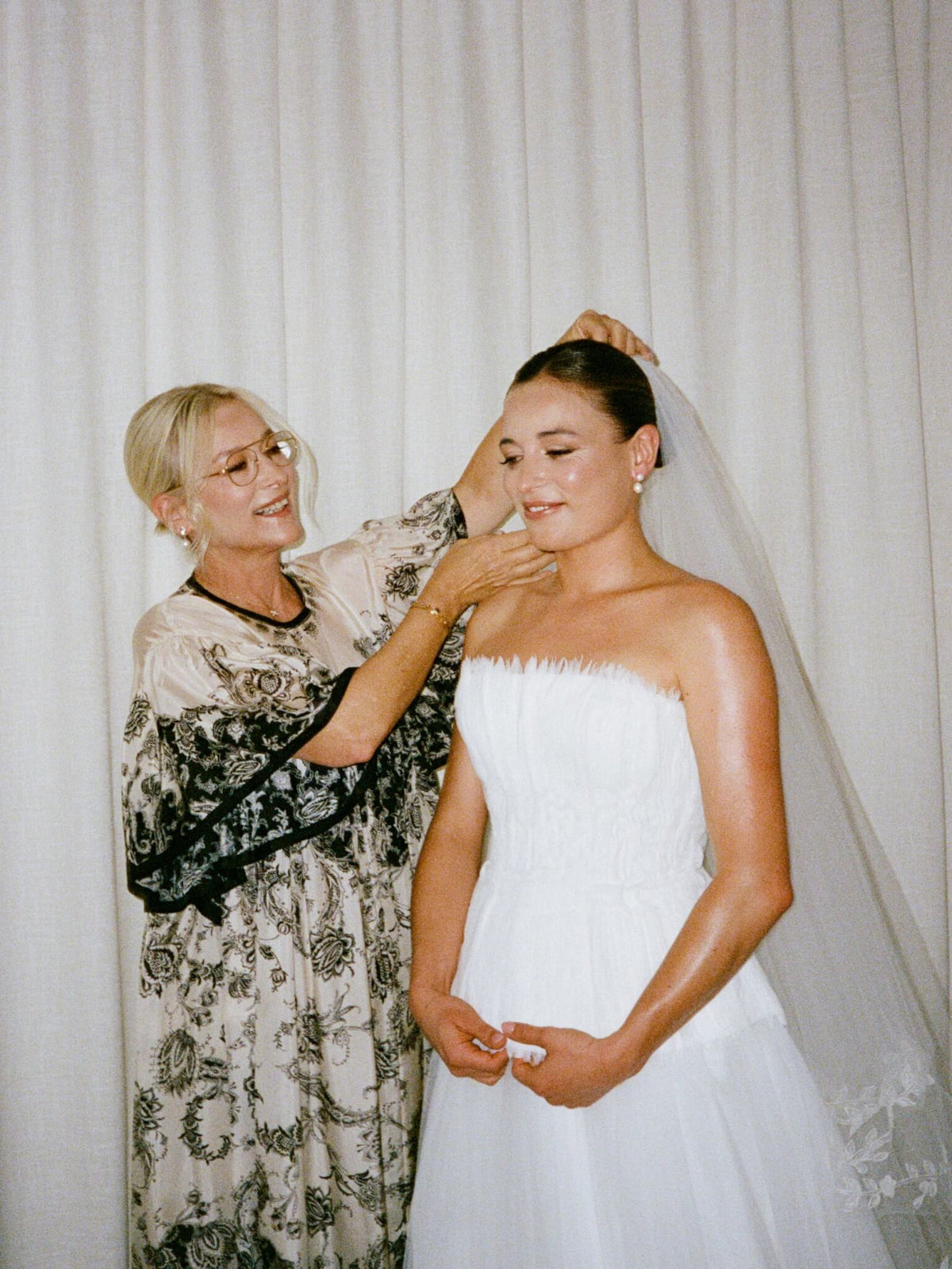 Melie and Jack — Hera Couture real bride