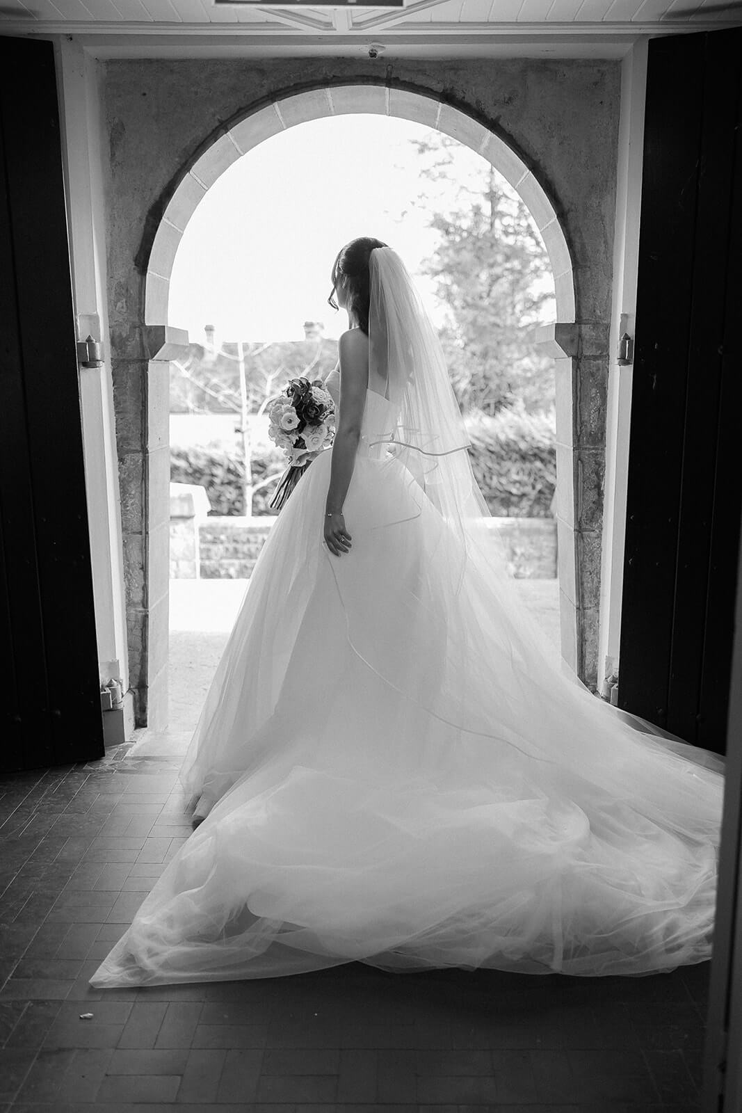 Mollie and Dáire — Hera Couture real bride