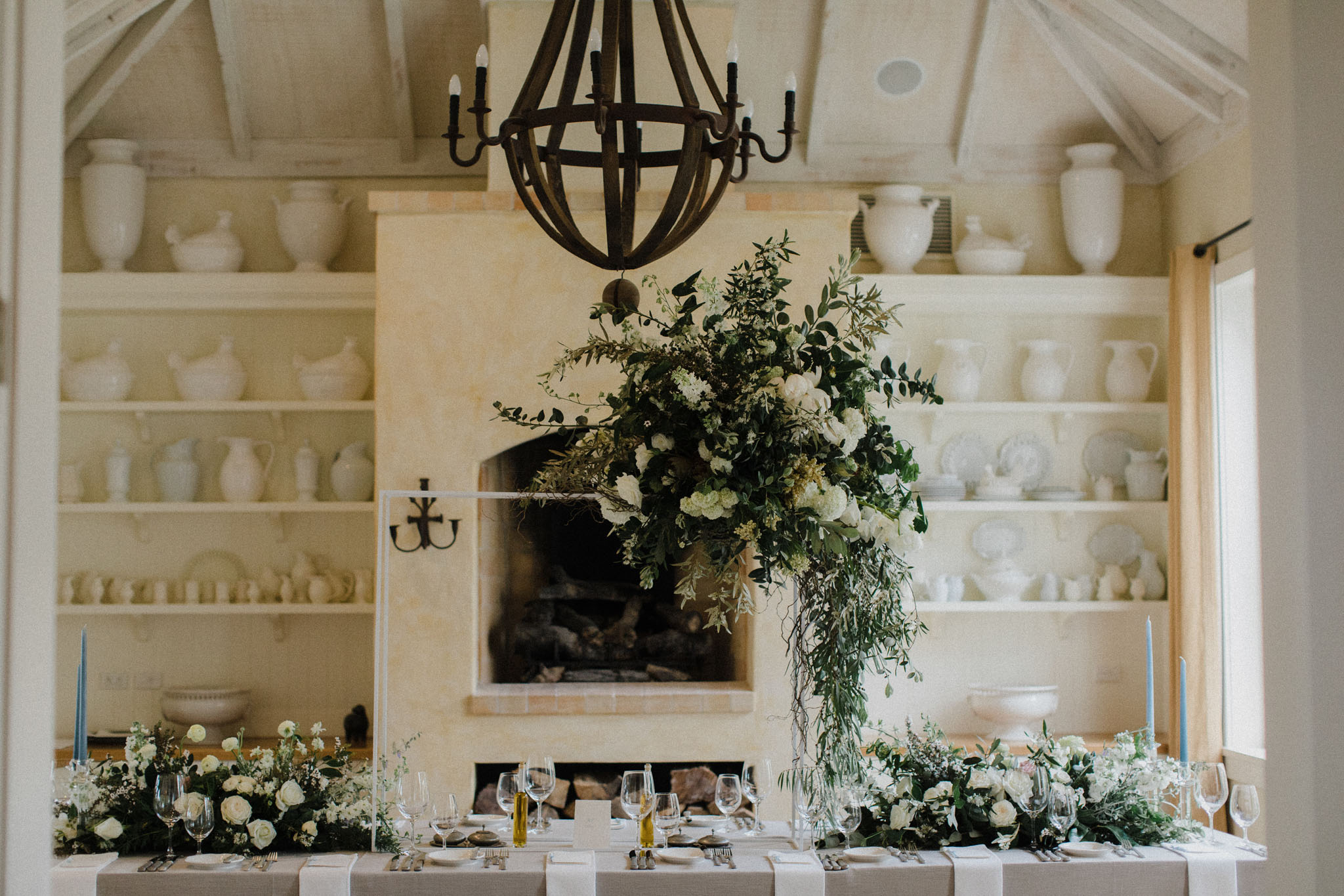 Melissa+Sean Capekidnappers Flowers Table Inspiration 0191