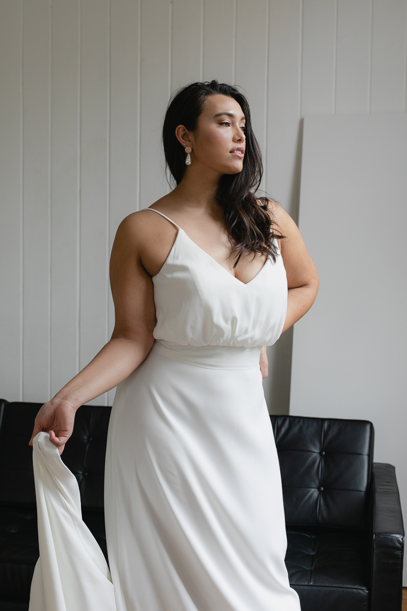 20190910 Hera Corp Studio Curve 1322Lulier Wedding Dress