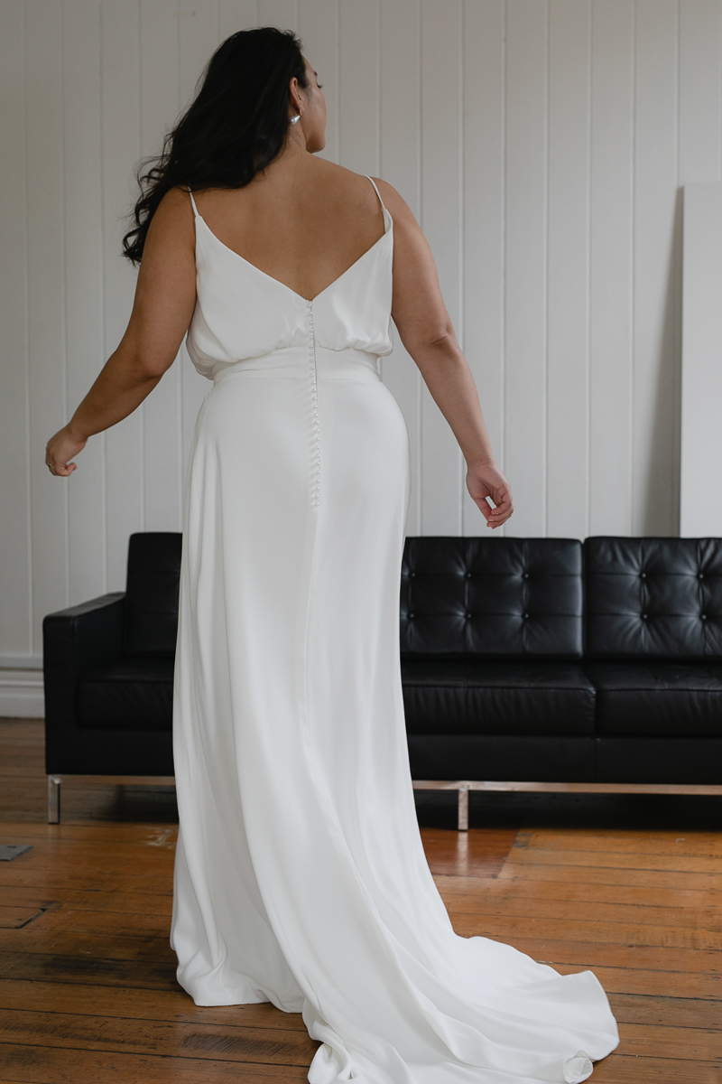20190910 Hera Corp Studio Curve 1349Lulier Wedding Dress