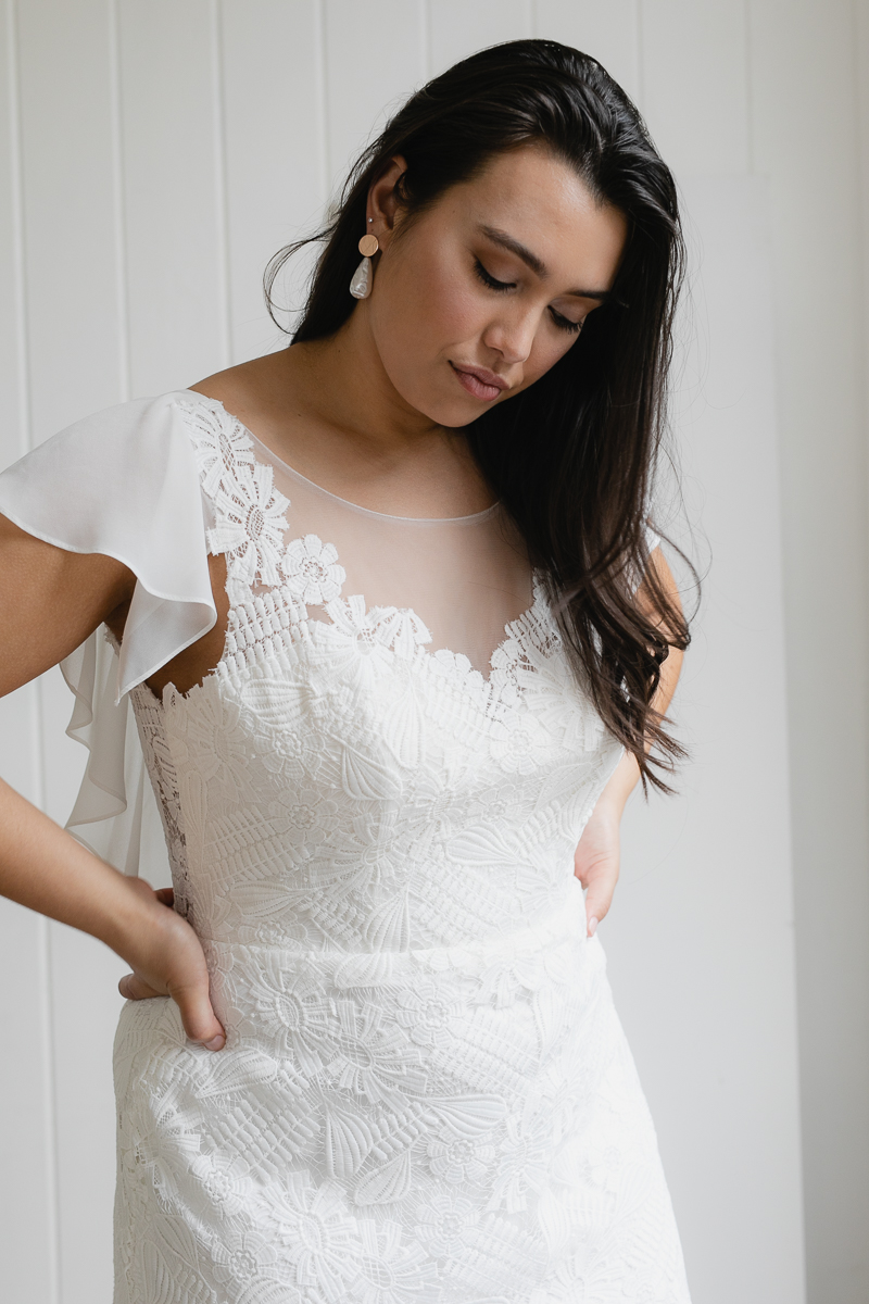 20190910 Hera Corp Studio Curve 1805Klose Wedding Dress