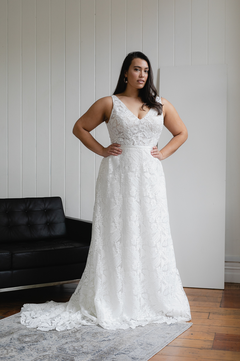 20190910 Hera Corp Studio Curve 2279Rihann Flare Wedding Dress