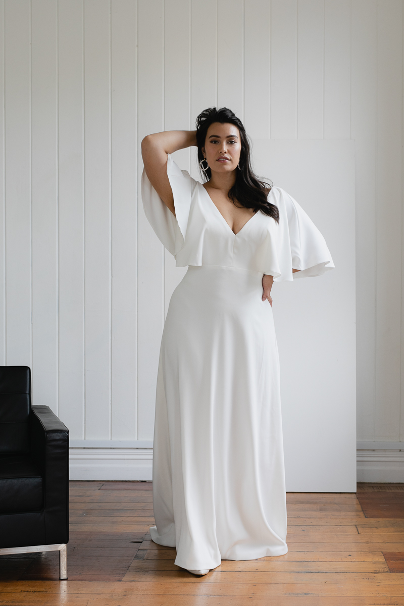 20190910 Hera Corp Studio Curve 730Garcia Wedding Dress