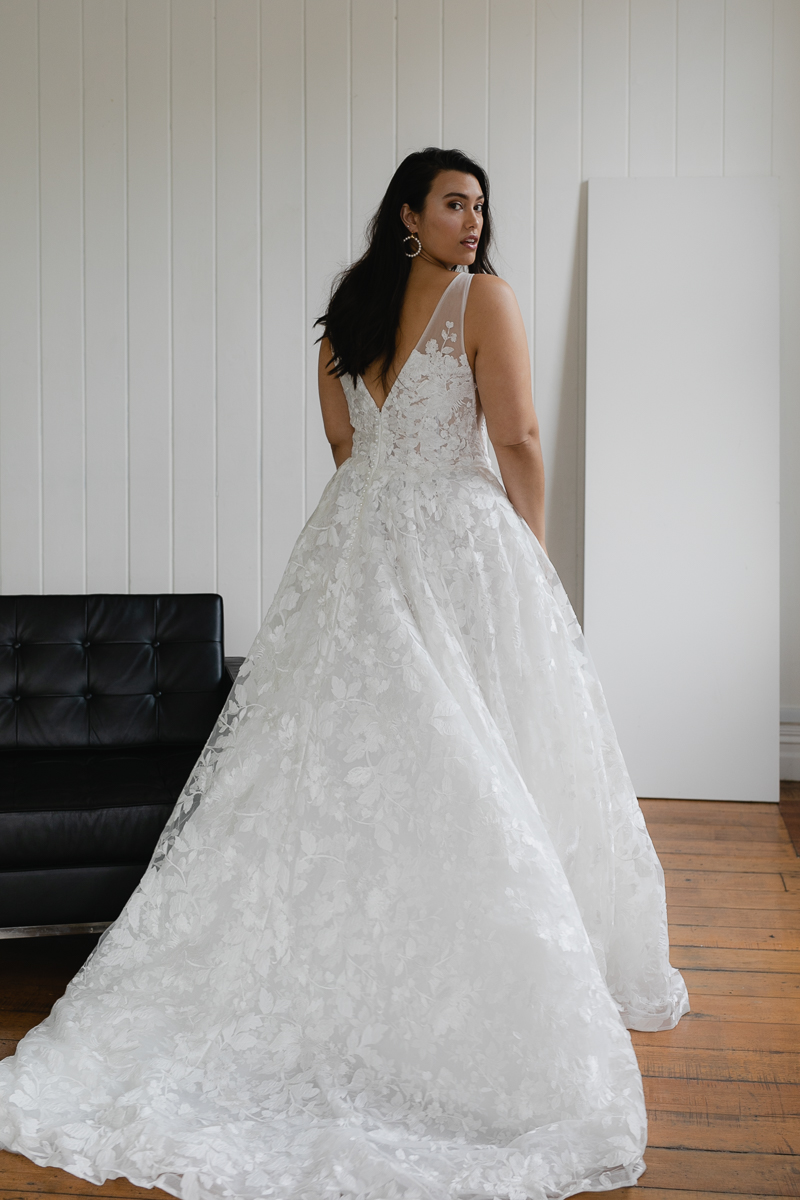20190910 Hera Corp Studio Curve 896Casado Wedding Dress