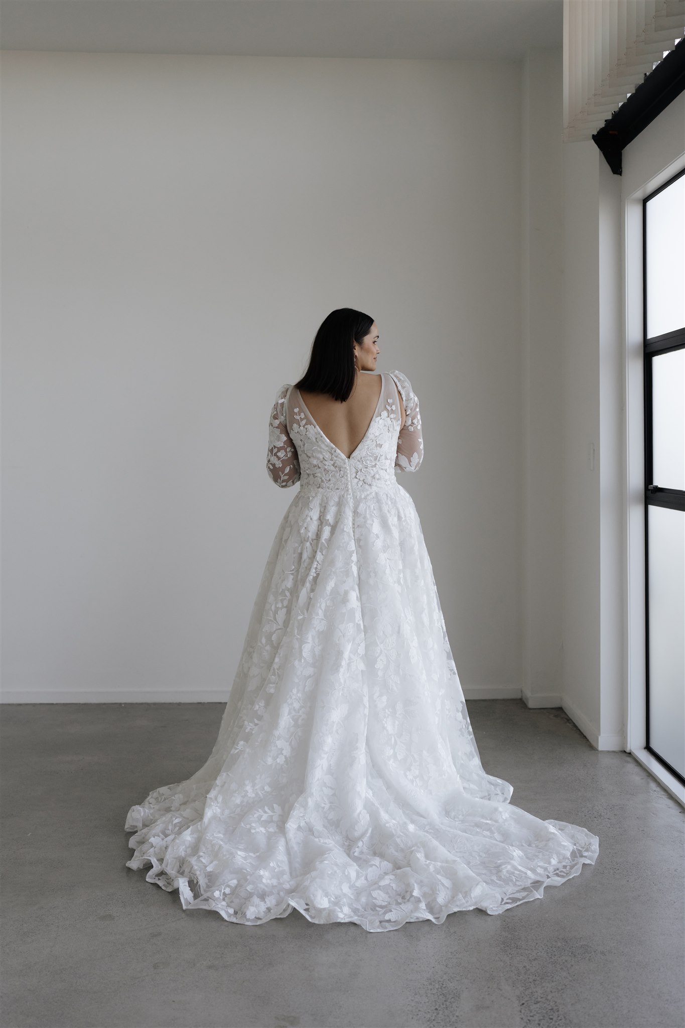 Casado | Curve Wedding Dress | Hera Couture