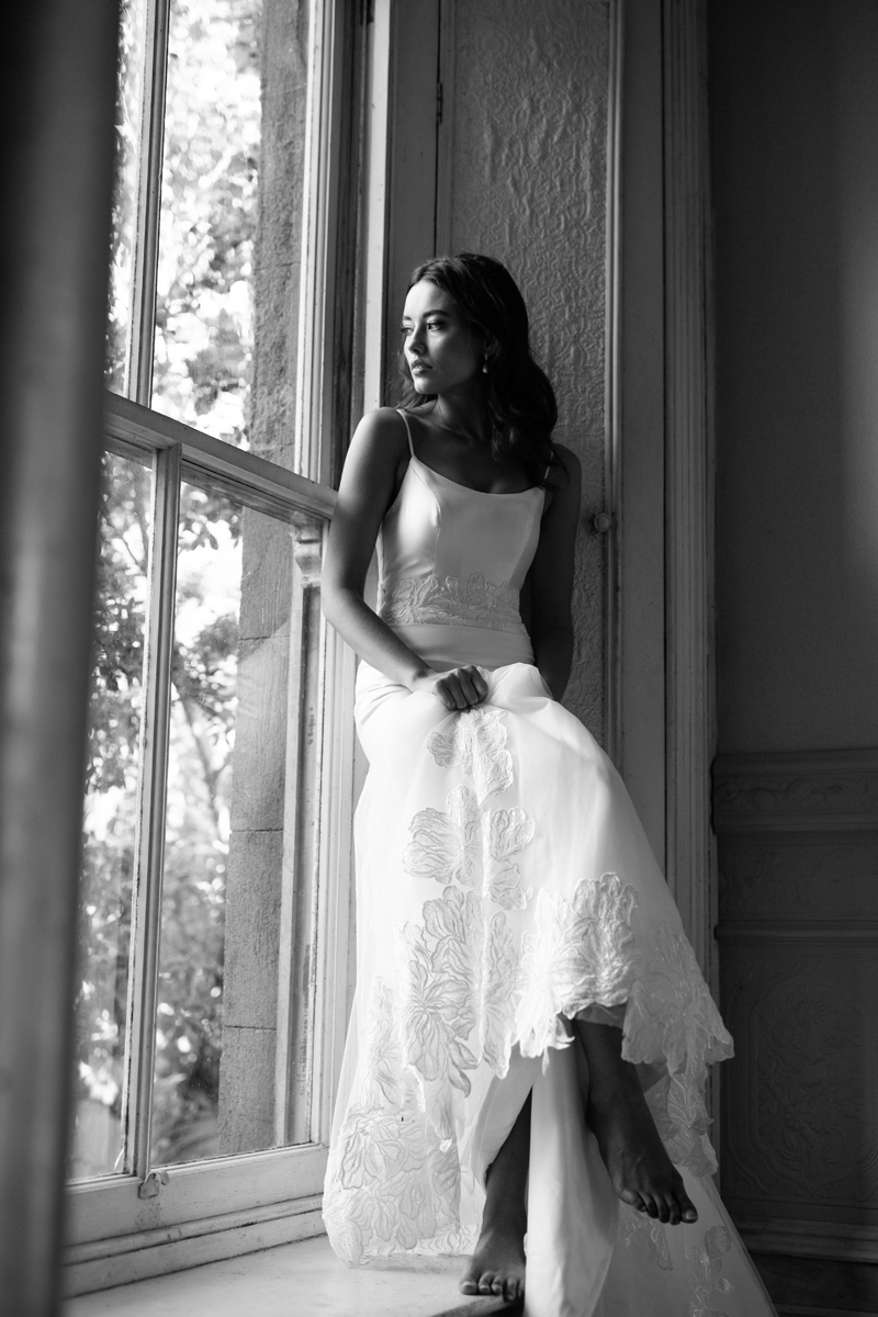 Era Cecil Wedding Dress Manor_Portrait A65A4924