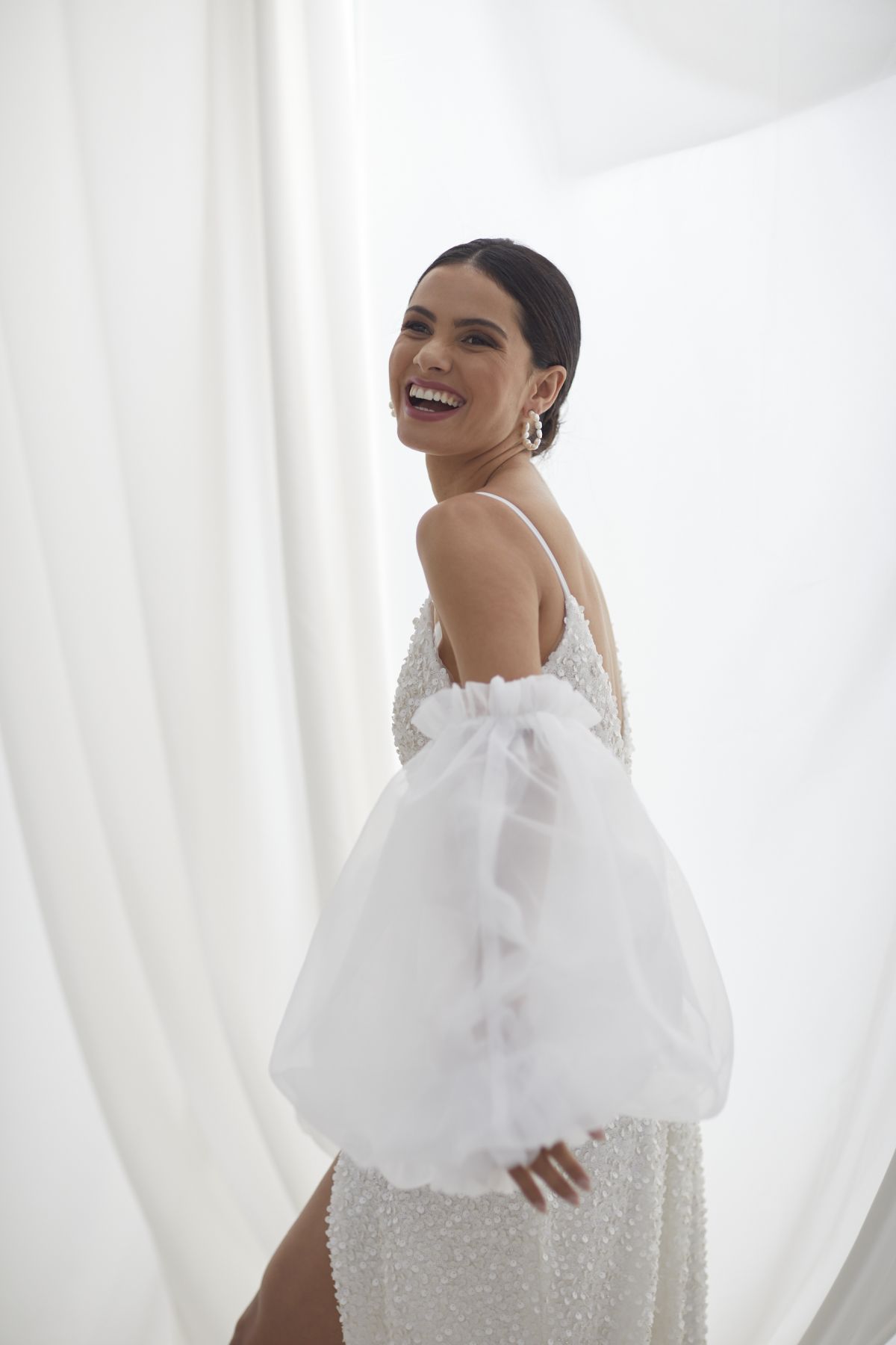 Brezza Sleeves Organza Wedding Gown 49_3425