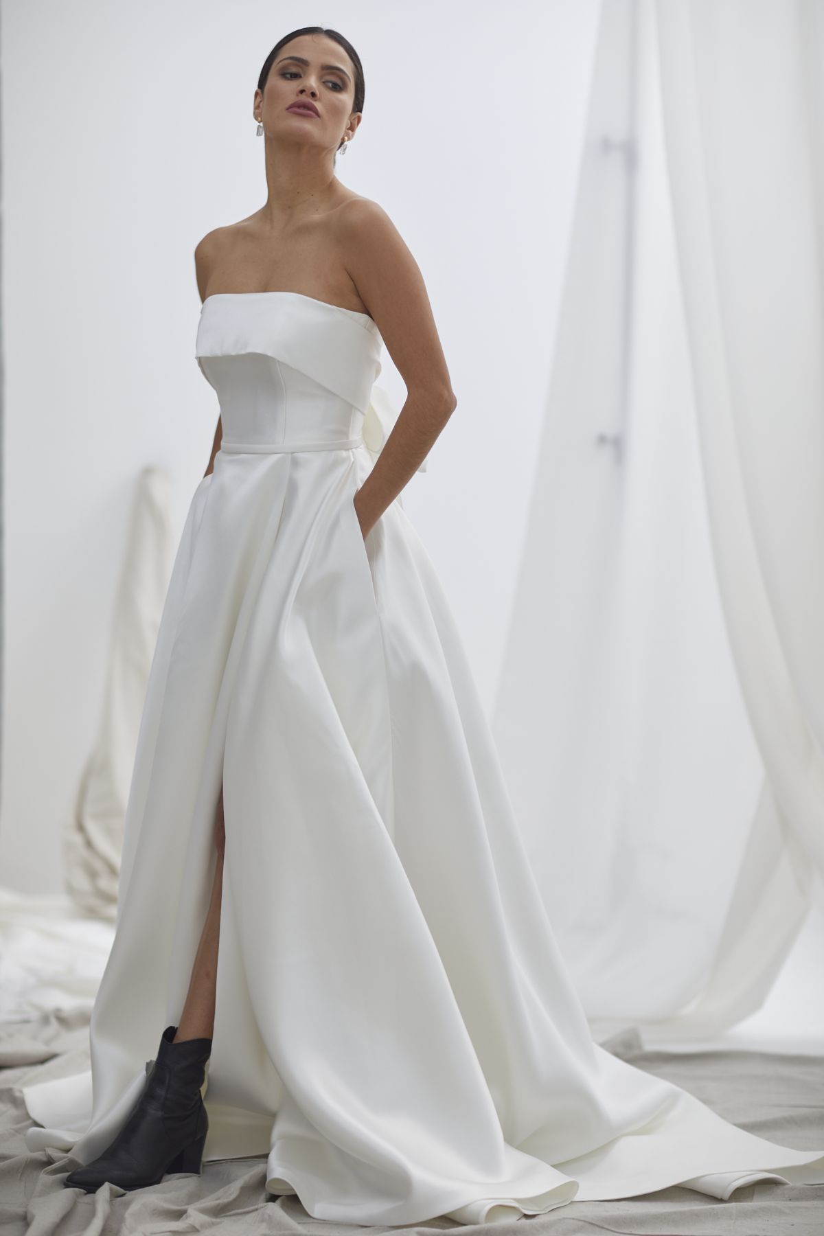 Vivienne Wedding Gown 24_1829 1800Px