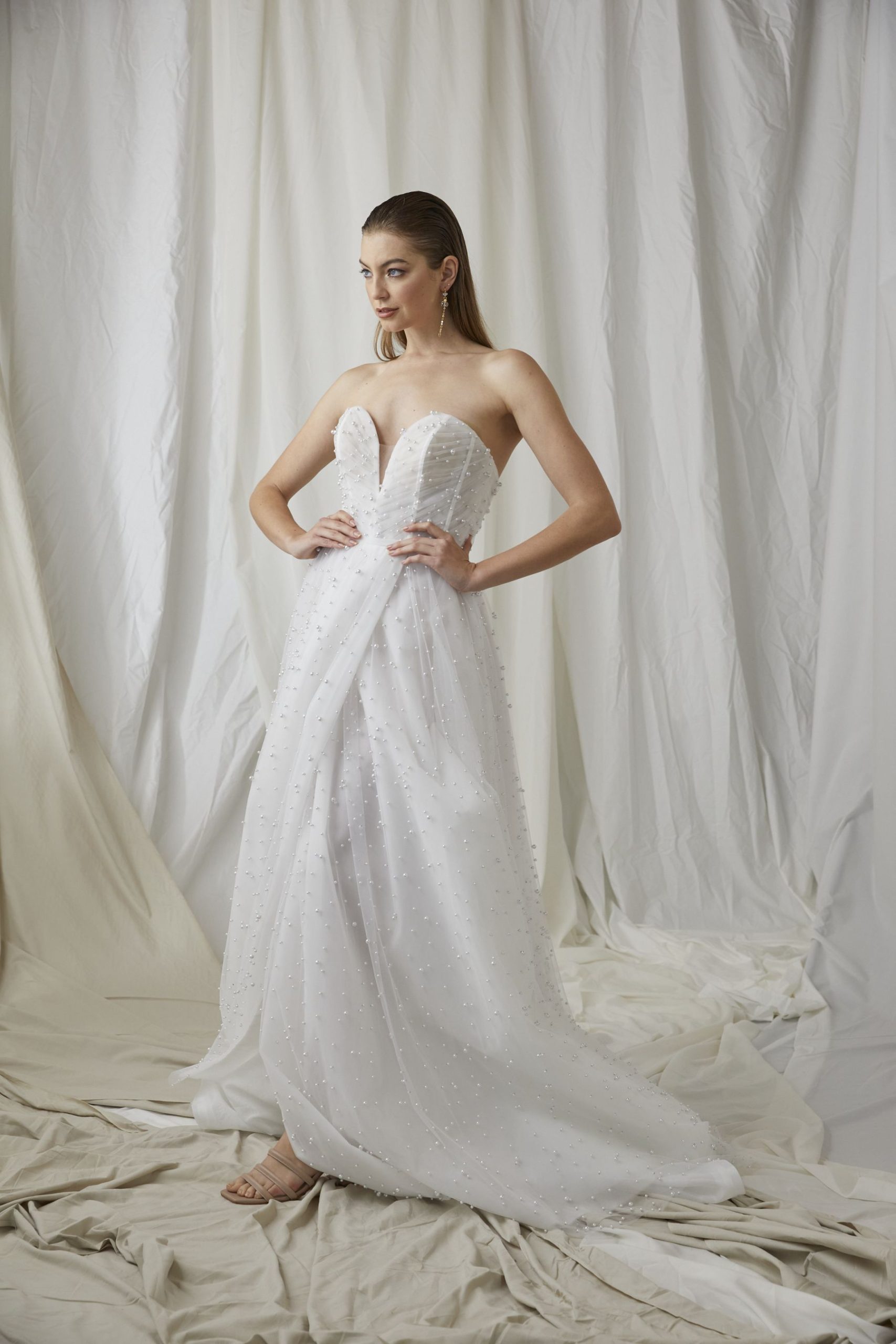 Le Tinta V1 Wedding Dress 31072