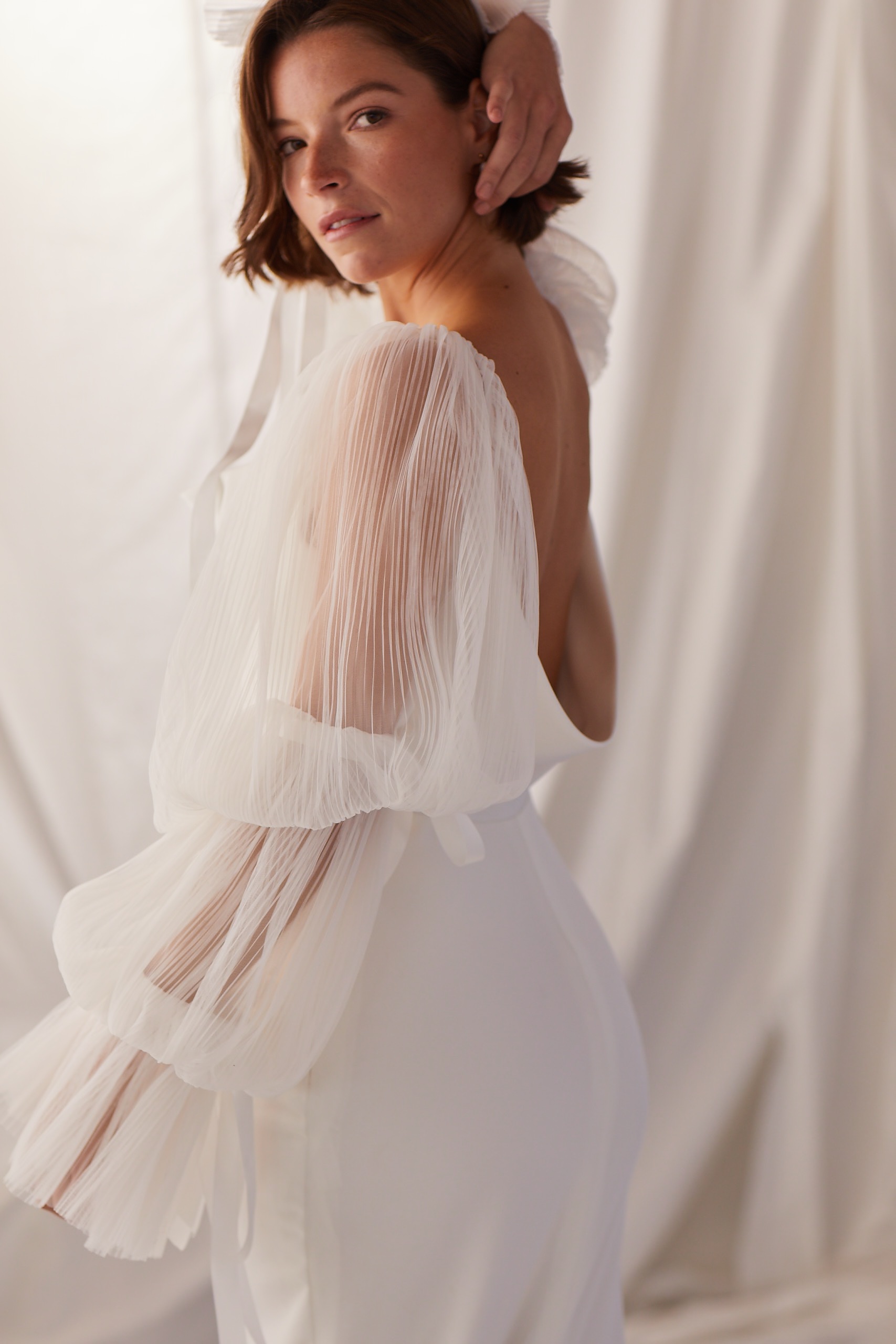 Onda Pleated Tulle V2 Sleeves_0756